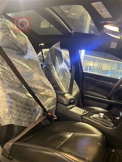 کرایسلەر 300